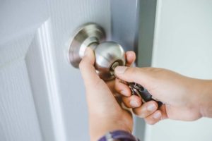 When You Should Call A Locksmith